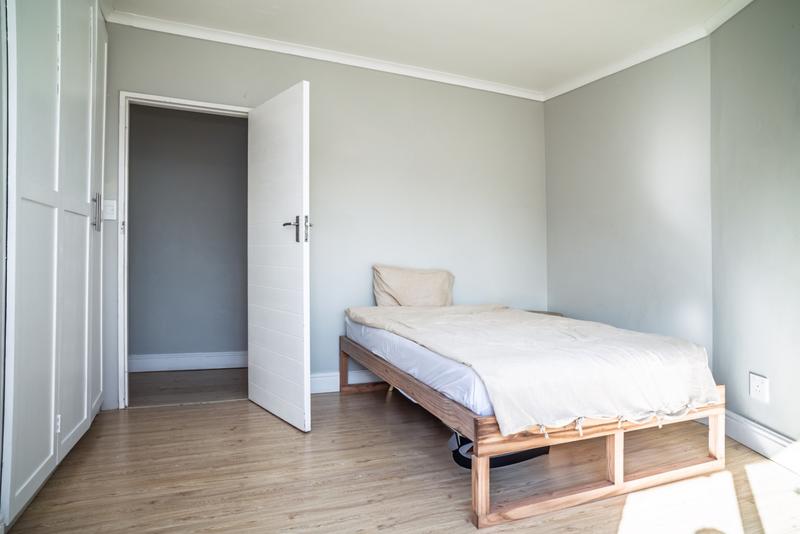 To Let 5 Bedroom Property for Rent in Crofters Valley Western Cape